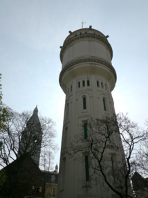 L'émetteur RNT de la Coopérative de Radiodiffusion à Paris L'émetteur RNT de la Coopérative de Radiodiffusion à Paris