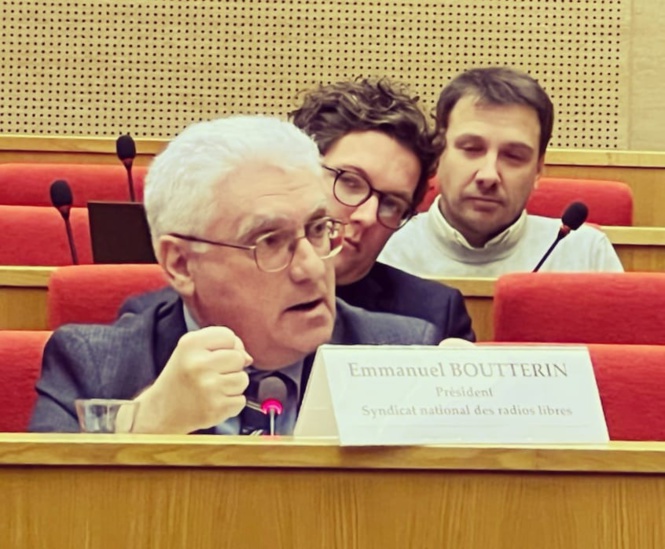 Table-ronde au Sénat : Quel avenir pour la radio à l'heure du Dab+? Table-ronde au Sénat : Quel avenir pour la radio à l'heure du Dab+?