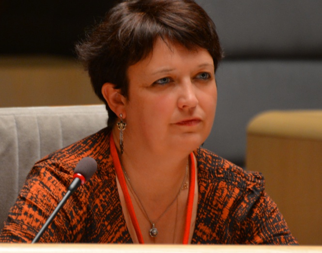 Michelle Lestelle, Vice-présidente du SNRL et membre de la Commission du FSER Michelle Lestelle, Vice-présidente du SNRL et membre de la Commission du FSER