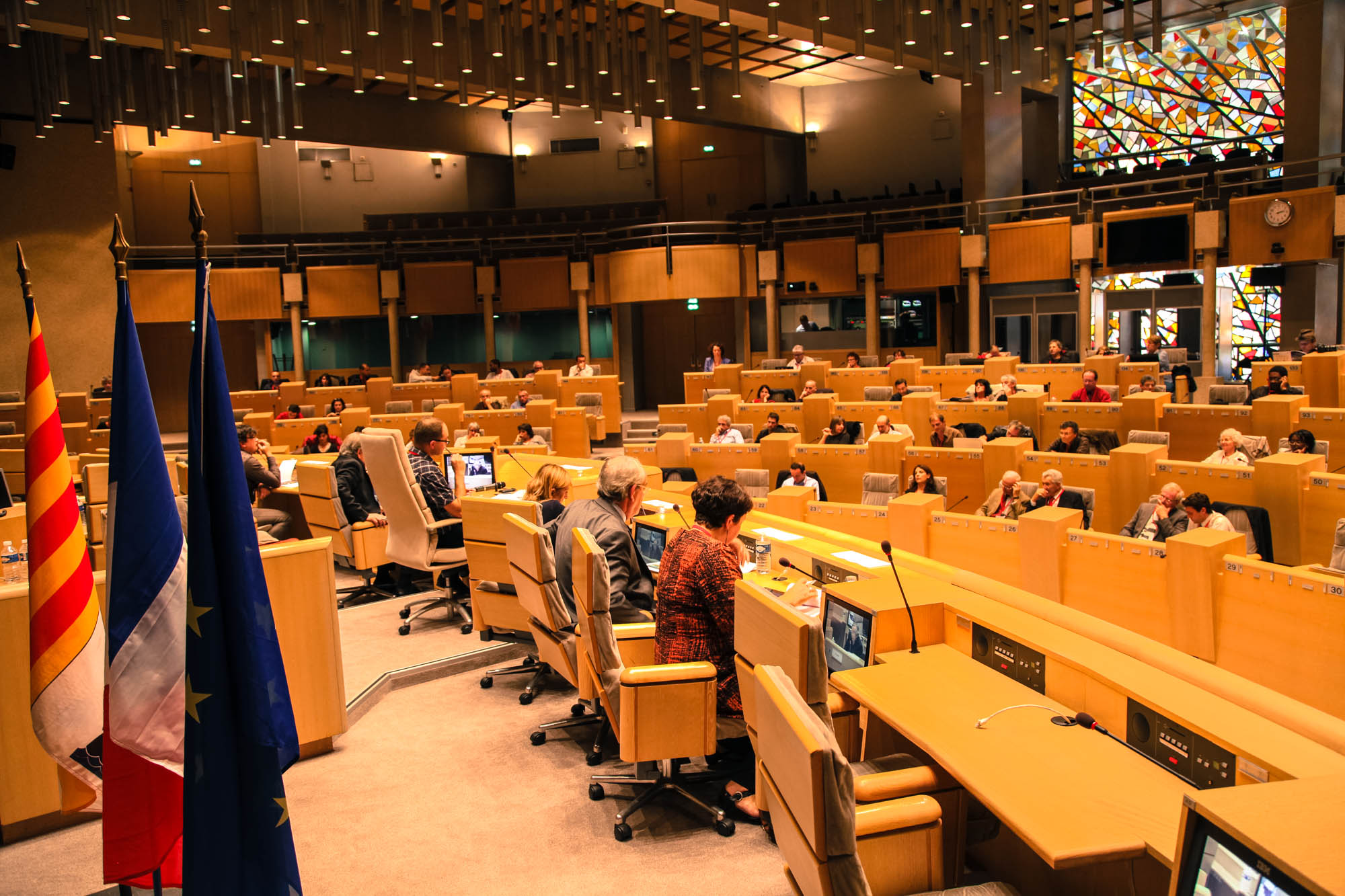 Séance plénière dans l'hémicycle du Conseil régional de Provence-Alpes-Côte d'Azur