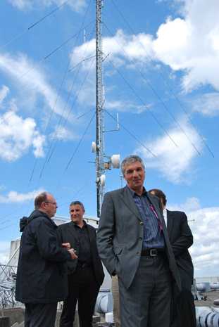 Rachid Arhab, inauguration de l'émetteur RNT au sommet du