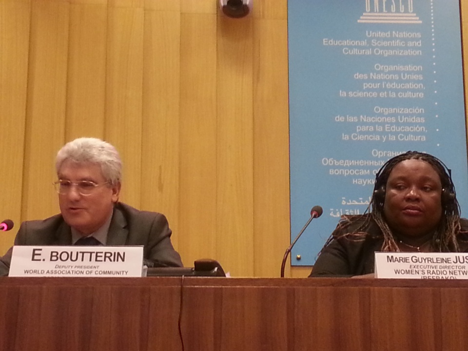 Emmanuel Boutterin (SNRL) et Marie-Guyrleine Justin (REFRAKO) à la tribune de l'UNESCO le 27 février 2013