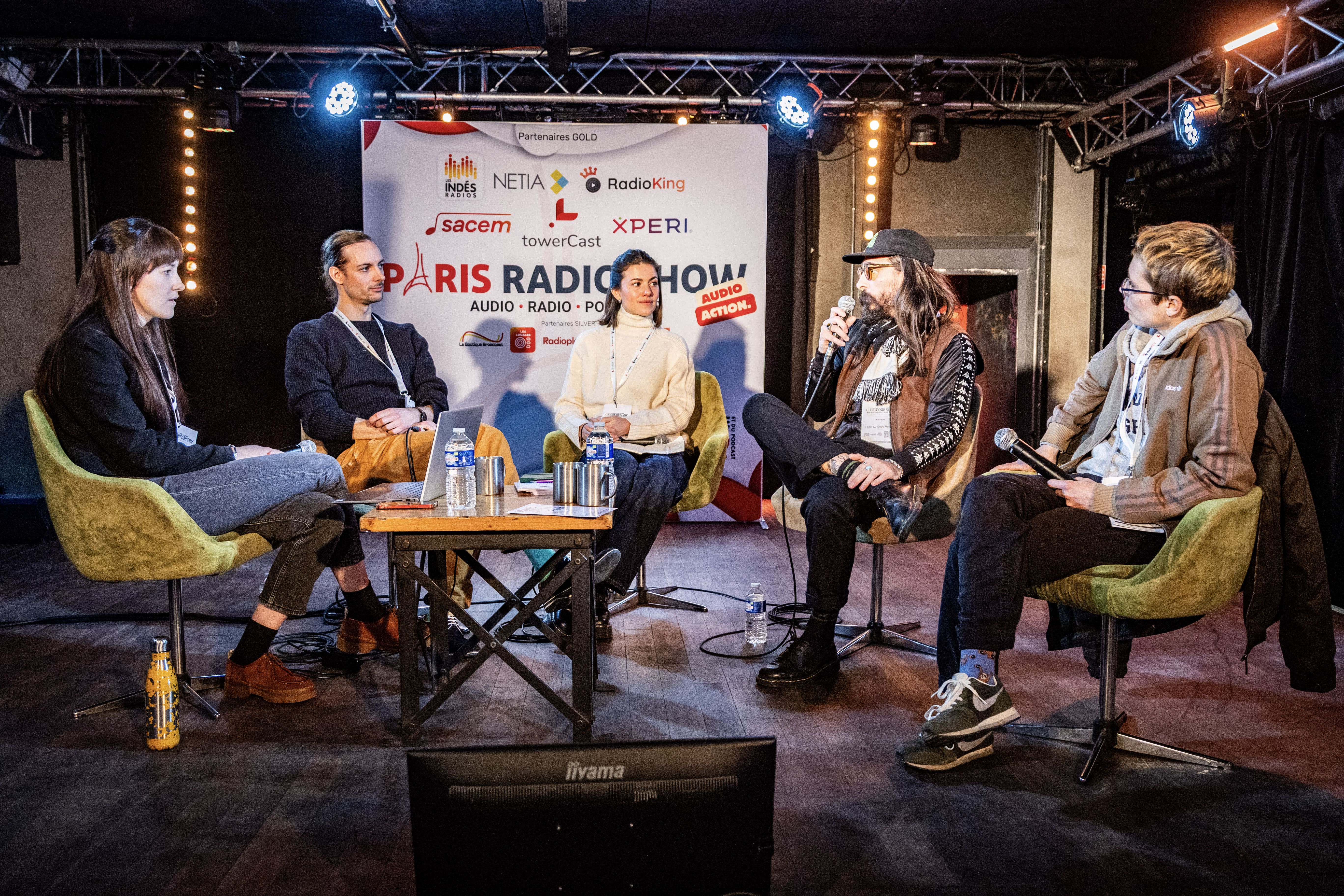 Eva Jarnot porte la voix des radios associatives sur la diversité musicale